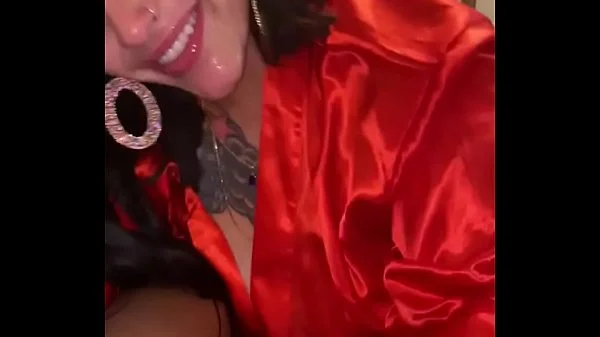 She sucks me off while her boyfriend is in the other room (follow my IG SevyanHarden 3x)