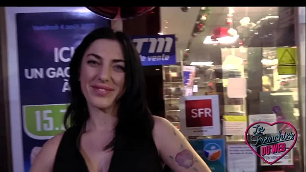 Sabrina, brunette chaude et coquine qui veut baiser
