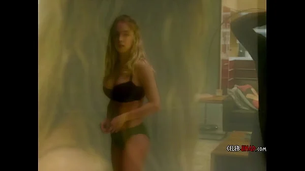 Sydney Sweeney full frontal in the voyeurs
