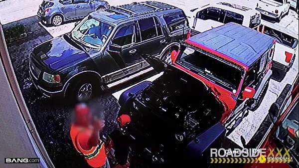 Roadside - Busty Tattoo Babe Fucks the Car Mechanic